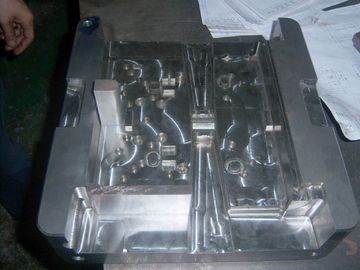 20000 Shots Rapid Prototyping Injection Molding with YUDO Hot Runner 1050 AB Plate
